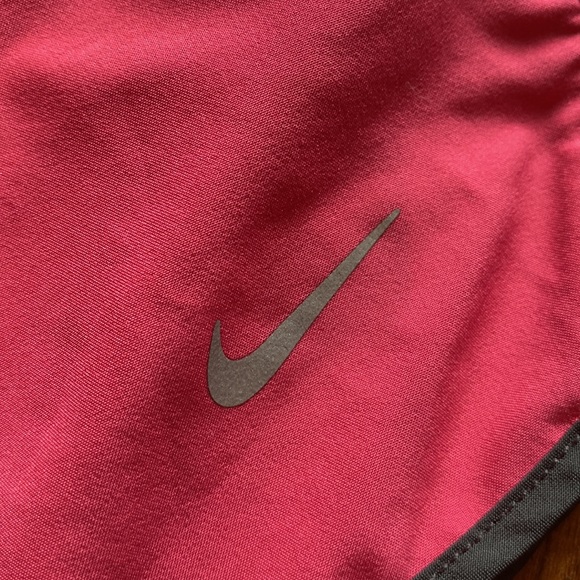 Nike Dri-fit Shorts - Picture 4 of 6